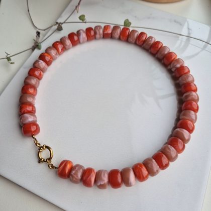 Acryl kralenketting donkeroranje en oudroze
