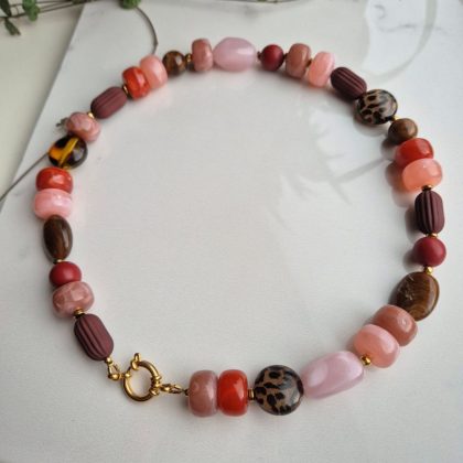 Acryl kralenketting mix bordeaux